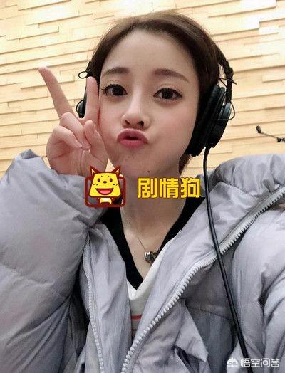 中国斗鱼网红美女:网红女主播冯提莫进军演艺圈娱乐圈，对于这个你们怎么看？ 中国斗鱼红火焰