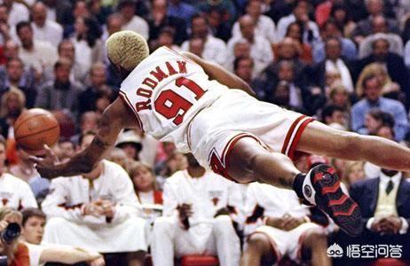 凯莉 埃尔兰 乔丹:NBA赛场上最让你动容的一张照片是什么？