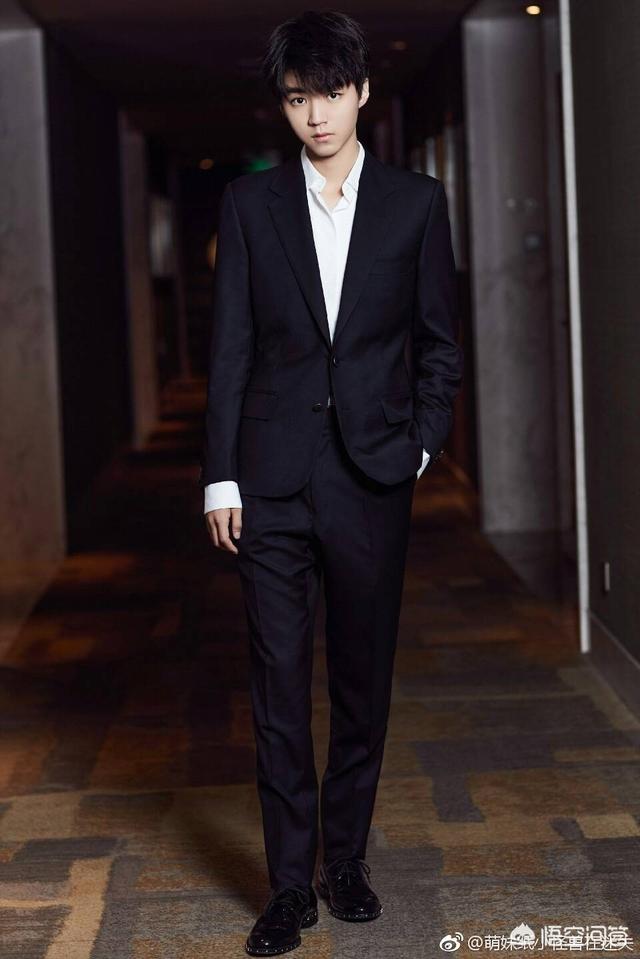 头条问答 - 王俊凯身高到底有没有一米八?(12个回答)