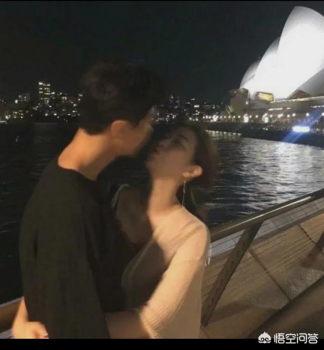 有没有朦胧模糊风的女生头像分享下？