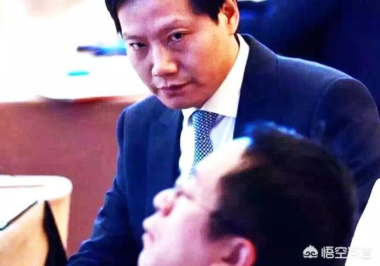 周鸿祎老婆:雷军和周鸿祎相比谁比较强