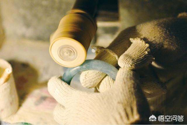 三个黄金手镯素圈加工视频,一个黄金手镯制作需要多久？