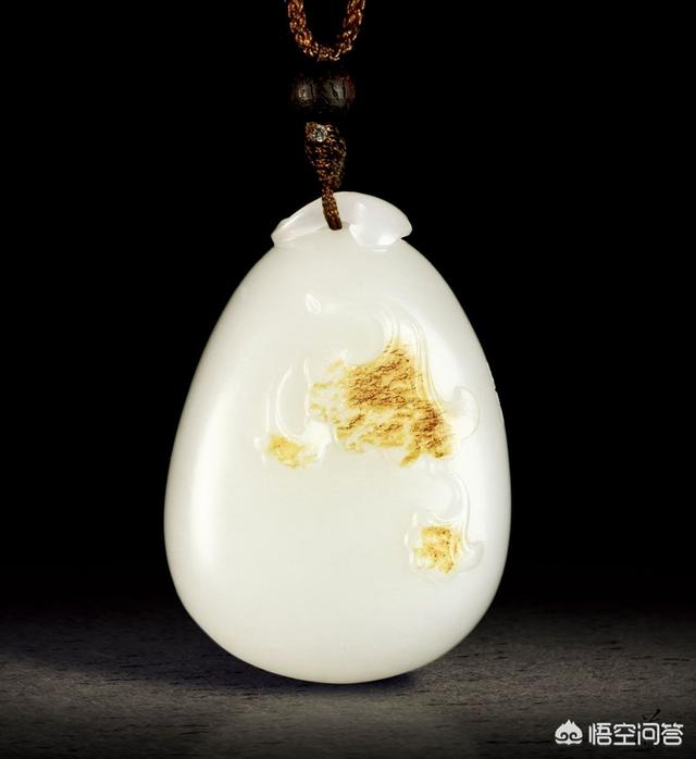 三大翡翠品牌,是新疆和田玉好，还是缅甸翡翠好？