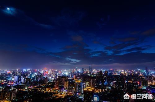 武汉哪个市区最繁华？