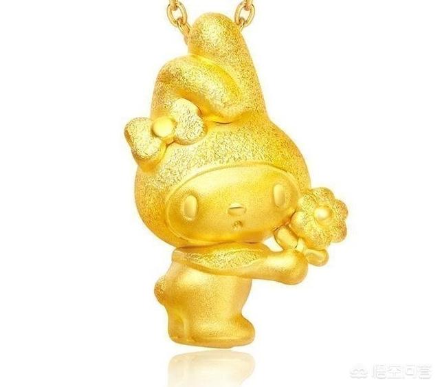 luckyme足金萌狗吊坠:买黄金首饰的注意事项有什么？哪个品牌的黄金比较好？