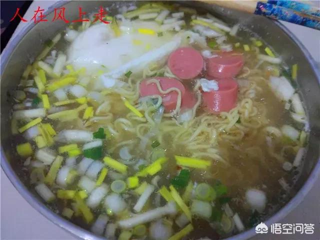 紫玉兰txt拉面要加香菜:兰州人第一次吃到不正宗的兰州拉面时是什么感觉？