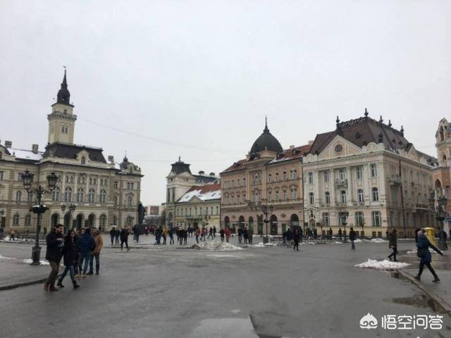 塞尔维亚是发达国家吗:谁去过塞尔维亚，这个国家的人民生活水平如何？