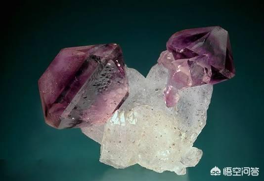 宝石图片大全,有没有识货的高人，来看看这是什么石头啊？