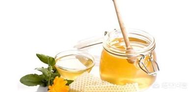蜂蜜水是晚上喝好还是早上喝好？
