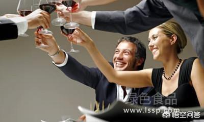吃饭喝酒时候的座位该如何安排？