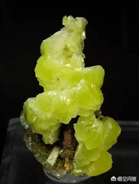 宝石图片大全,有没有识货的高人，来看看这是什么石头啊？