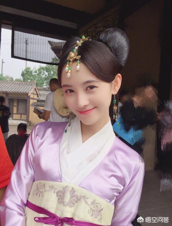 叶童出演许仙母亲:《新白娘子传奇》再次袭来，鞠婧祎、于朦胧能够再创传奇吗？