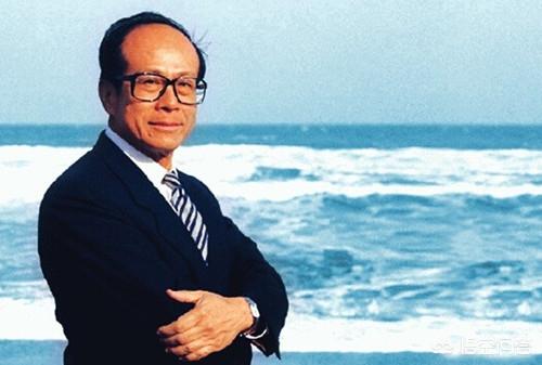 李嘉诚厉害还是向华强厉害？