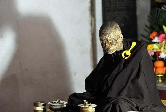 佛教中僧人是如何圆寂的？