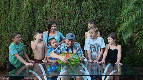 瓜瓜瓜！如何在夏天正确地干掉一只西瓜！