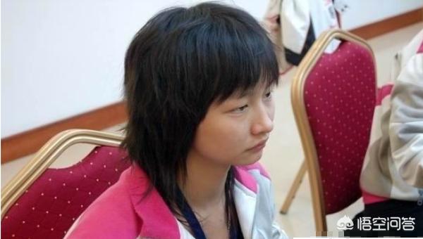 韩懿莹miss门照图:你们最喜欢哪个游戏主播？