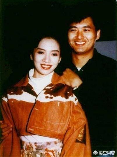 梅艳芳的葬礼:在梅艳芳葬礼上，为什么张柏芝笑？笑的目的是什么？
