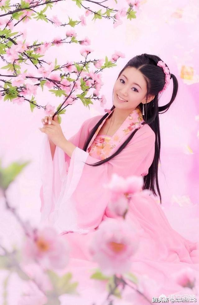 有个著名诗人告诉我：“诗贵在含蓄蒙胧”,这样写让人看不懂,有什么意义？