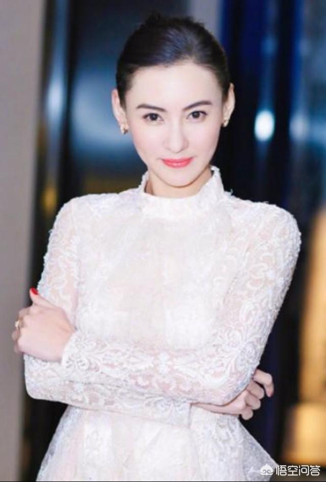 李小璐资料:杨幂王者荣耀是铂金级，明星中谁玩游戏玩得好？