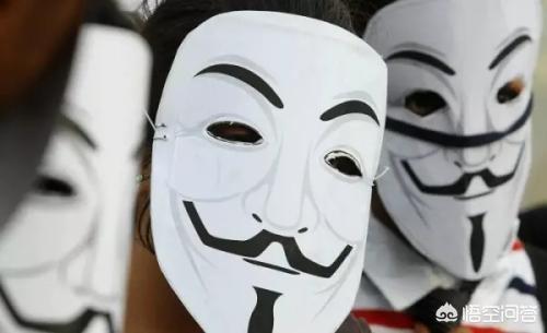 高铁泡面:高铁泡面事件，有没有认为吃泡面小伙做法不对的？