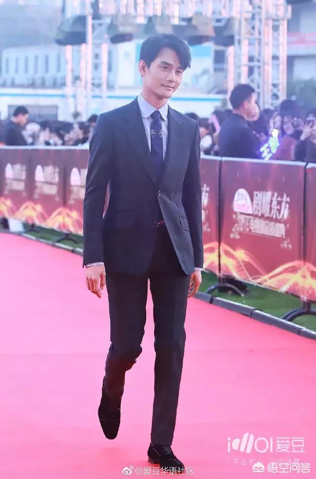 王凯整容:大家看2018年的品质盛典，有没有发现王凯瘦了？