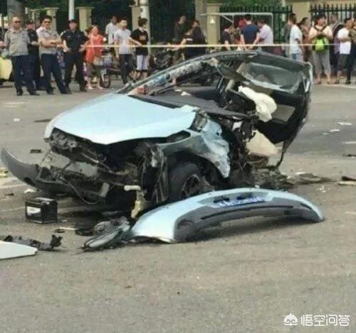 精神病人脑子都很聪明,为什么精神病人常常表现出天才般的想象力？