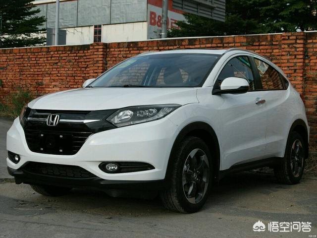 珍珠狗头豚:为什么珍珠白车漆比其他颜色车漆贵呢？
