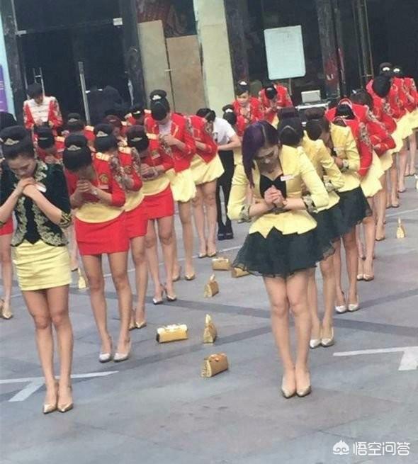 电竞圈的小姐姐到底有多厉害？