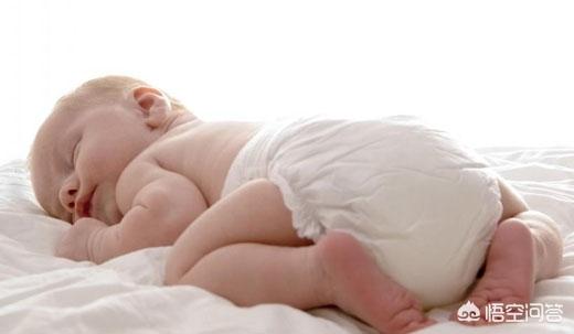 不良睡眠习惯会对孩子造成哪些危害，宝宝天天晚上很迟睡觉有什么影响