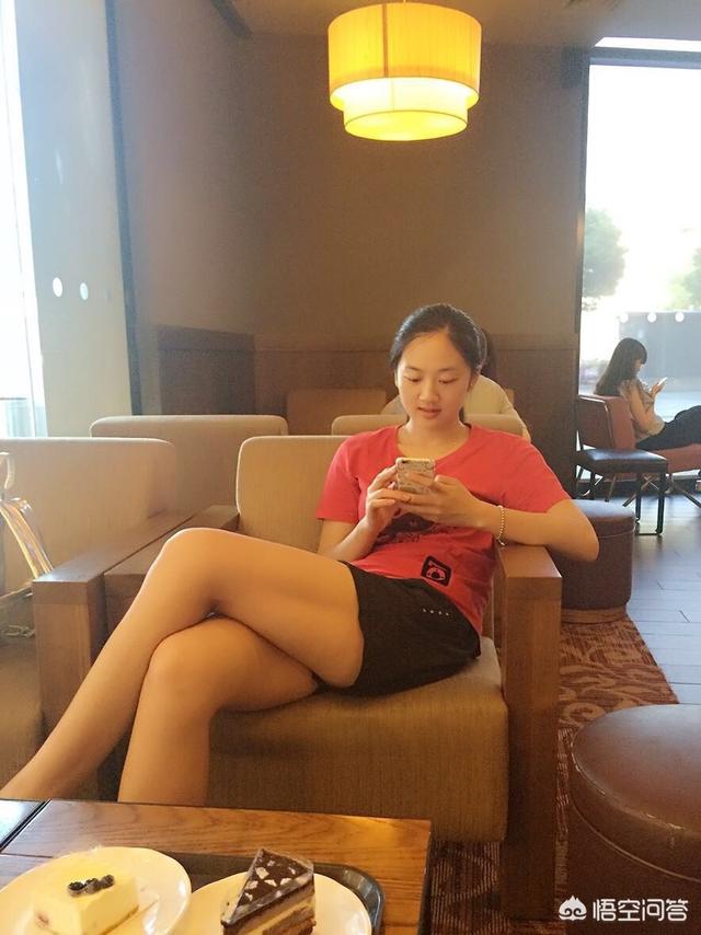 学校羽毛球灵异事件:小时候有没有遇到过比较诡异，现在想起来依旧后怕的事？