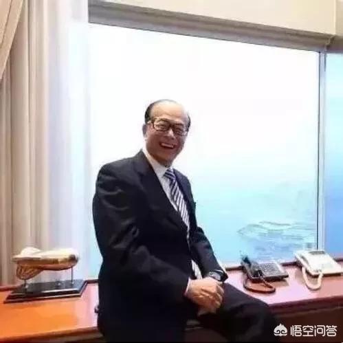 李嘉诚的创业经历，李嘉诚真的是白手起家的吗