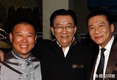 李菁退出德云社:出走德云社曹何都被骂欺师灭祖，为什么没人骂李菁