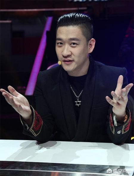 李菁退出德云社:出走德云社曹何都被骂欺师灭祖，为什么没人骂李菁