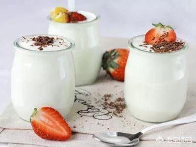空腹可以喝酸奶吗早上，早上可以空腹喝酸牛奶吗？