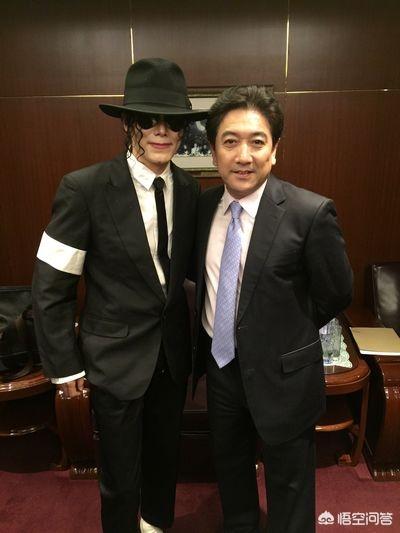 水均益个人资料简介及:“央视一哥”水均益现状如何，为何电视上看不到他了？