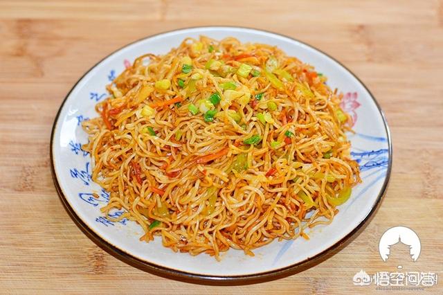 头条问答 - 街边小摊孜然炒细面怎么做,要放胡椒和五香粉吗?(2个回答)