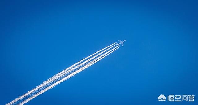 头条问答 - 飞机后面拖着一条长长的白色尾巴是什么?(5个回答)