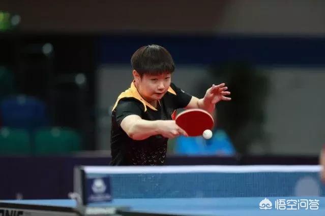 饶静文:德国公开赛，球友称女乒教练黄海城的表现让不可思议，你怎么看？