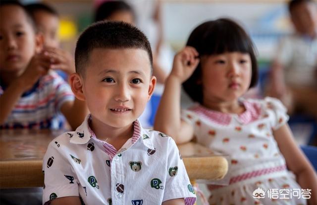 有哪些适合幼儿园小班的室内互动游戏？