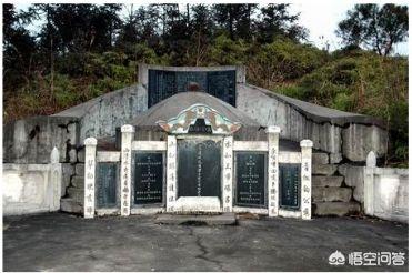 雨淋新坟对哪辈人好,没有儿子就不能入祖坟，真的有这个习俗吗？