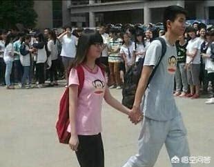 男生哪种身材最受女生欢迎，什么样的男性比较受女生青睐为什么