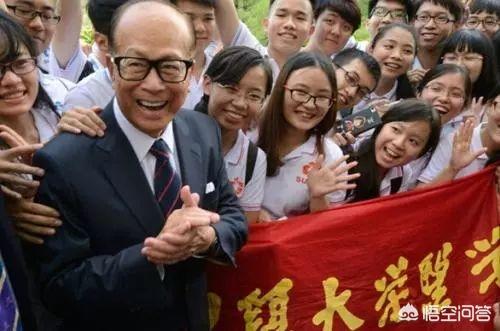 庄月明死因:李嘉诚明明已经是世界首富，身家已突破万亿，为何却要偏偏要藏富