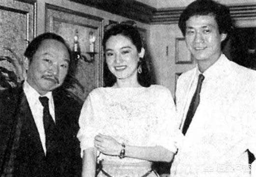李敖告小s:李敖骂过那么多人，为什么独独不提古龙