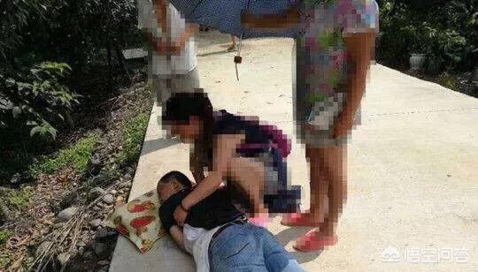 偷狗贼被村民虐打致死:主人抓车窗阻止偷狗贼，被拖行救治无效死亡，应该怎么判？