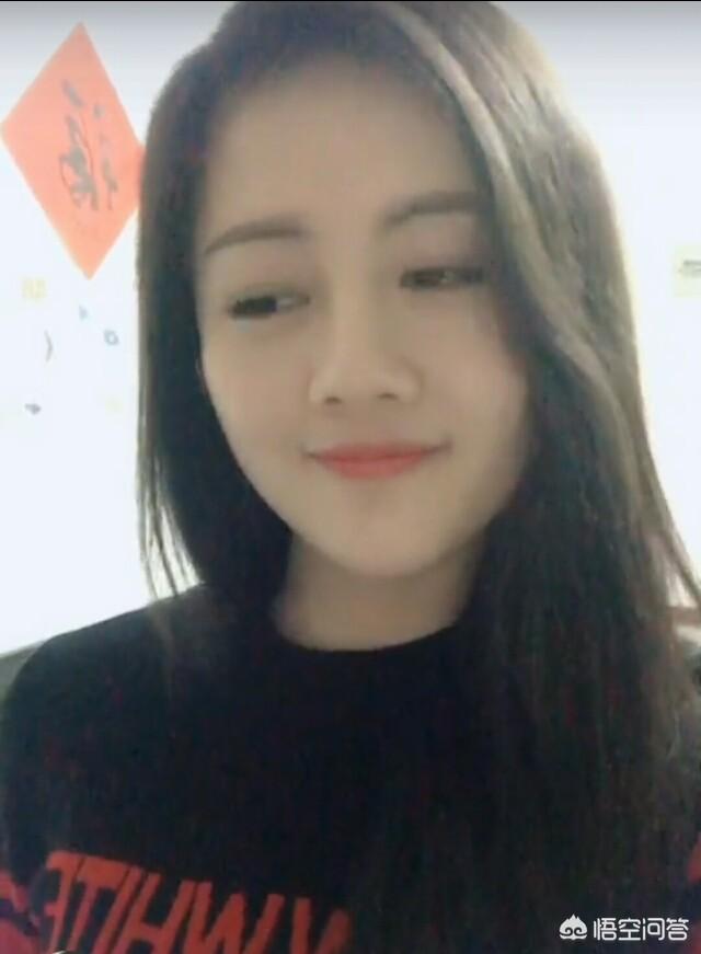 相亲加了微信怎么聊:和相亲的对象加了微信，感觉没话聊，想多了解该怎么办？