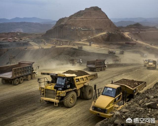 什么样的石头里面有翡翠,缅甸翡翠矿上出的石头是翡翠吗？