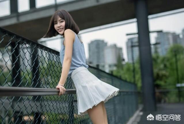 伊芙蕾雅照片:LOL小智解说的时候捧红了多少人