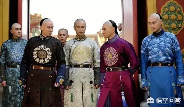 康熙的儿子:康熙一共有24个成年儿子，为什么只有9个儿子敢于争夺皇位？
