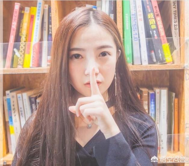 千玺微信:你们在<a href=https://maguai.com/list/55-0-0.html target=_blank class=infotextkey>生活</a>中见过那种狂热粉吗？她们都是怎么追星的？
