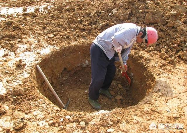 人工挖孔樁需要多少米以內 人工挖孔樁基需要做些什么資料？
